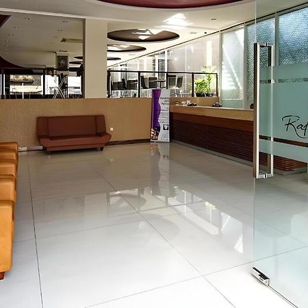 Raffleshom Hotel Bandung Exterior foto