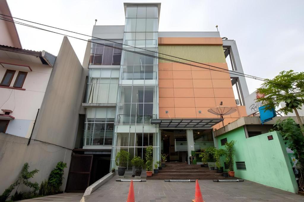 Raffleshom Hotel Bandung Exterior foto